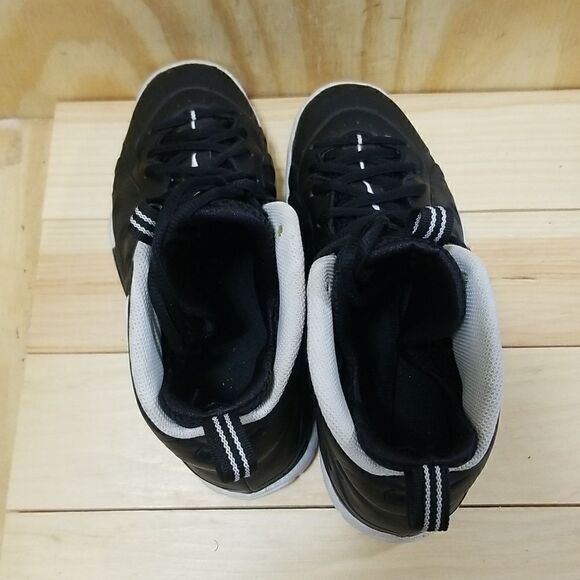 Nike Air Foamposite Pro Dr. Doom 2016 Mens size 7 , Wmn's size 8 - Picture 5 of 8